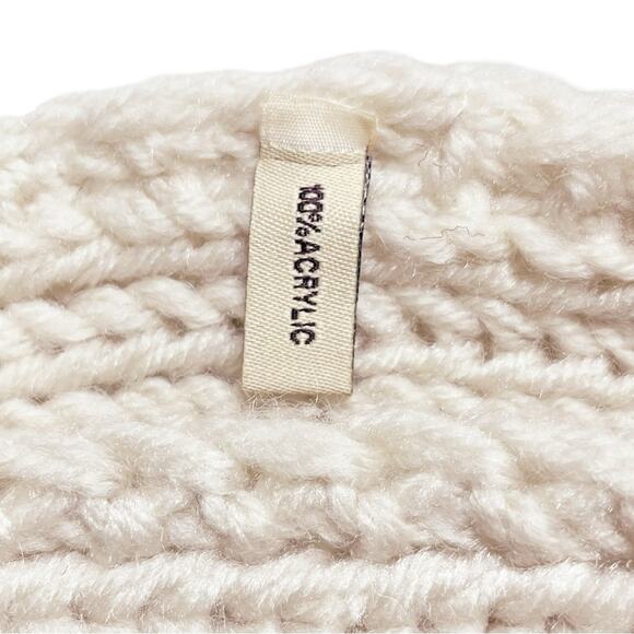 JC SUNNY NWT Red Rose Knit Headband Earwarmer w/ Gold Buttons - Picture 5 of 6